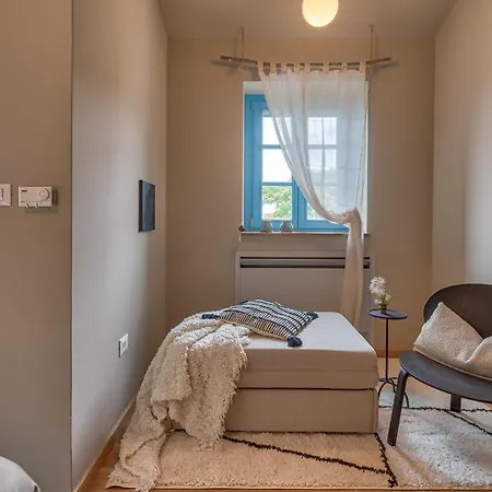 Griota For 8 People Near Umag With Private Pool, Jacuzzi & Sea View - Pet Friendly וילה