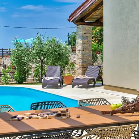 וילה Griota For 8 People Near Umag With Private Pool, Jacuzzi & Sea View - Pet Friendly
